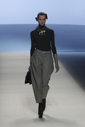 ルイ・ヴィトン」2008-09年秋冬パリ・コレクション - WWDJAPAN