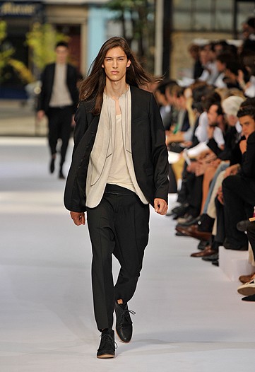 DIOR-HOMME-2010-SS-PARIS-MENS-