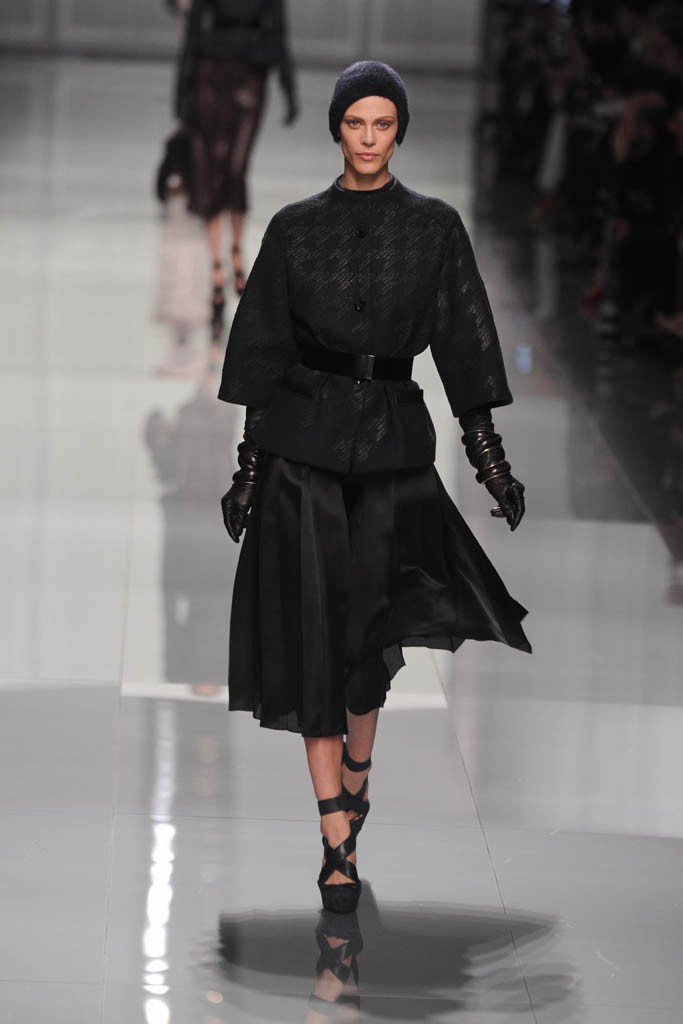 ディオール」2012-13年秋冬パリ・コレクション - WWDJAPAN ディオール」2012-13年秋冬パリ・コレクション - WWDJAPAN