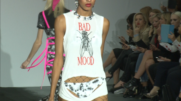 次回予告 ファッション通信11月7日 正統派から前衛派までパワーみなぎる 16年春夏 ロンドン コレクション レポート Wwdjapan Com