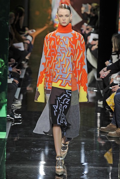 PETER PILOTTO ピーター ピロット カジュアルパンツ ボトムス レディース Pants Burgundy ピーター ピロット レディース カジュアルパンツ ボトムス Casual pants