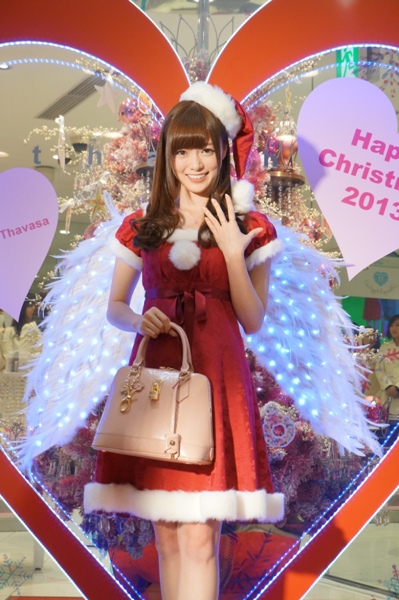 新サマンサミューズ、乃木坂46の白石麻衣がクリスマスに欲しいものは