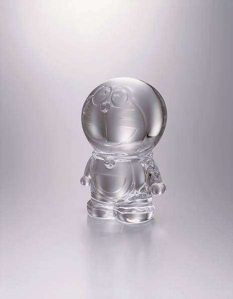 バカラ」のドラえもんが9月3日発売 - WWDJAPAN