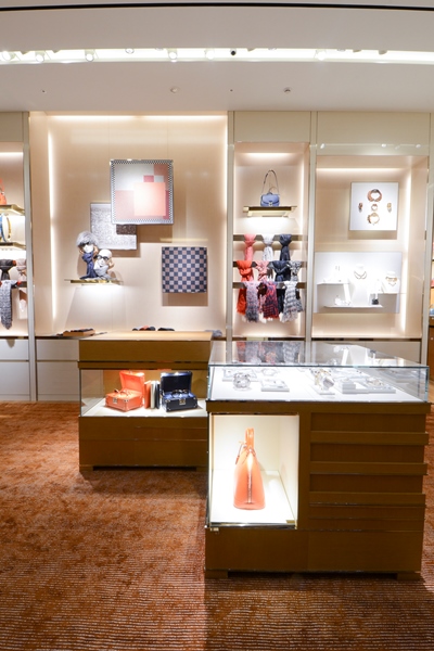 ルイ ヴィトン が新宿に初の路面店をオープン Wwdjapan