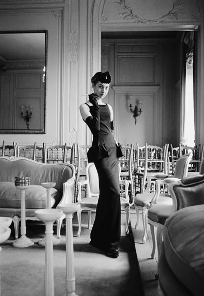 Dior 写真集 DIOR｜写真集『ディオール グラマー マーク・ショウ』 - Web