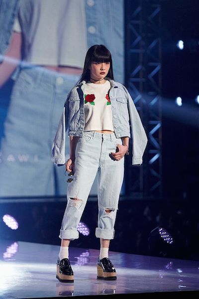 関西が誇る ノー ジェンダー 芸人が 神コレ であの男女兼用服を生披露 こじはるやともちん くみっきーらサプライズゲストも続々 Wwdjapan