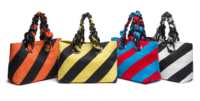 ミュウミュウ」がハワイに路面店オープン つばめプリントの限定商品