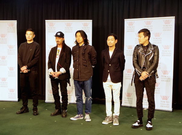 現役バイヤーが審査員 東京ファッションアワード で サリバン ファクトタム ファセッタズム など6ブランドが受賞 Wwdjapan