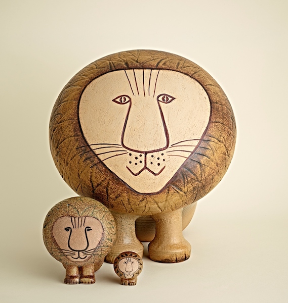 北欧の豊かな時間 リサ・ラーソン展 公式図録 、リサラーソン作品集 の2冊 北欧の豊かな時間 リサ・ラーソン展 公式図録 、リサラーソン作品集 の