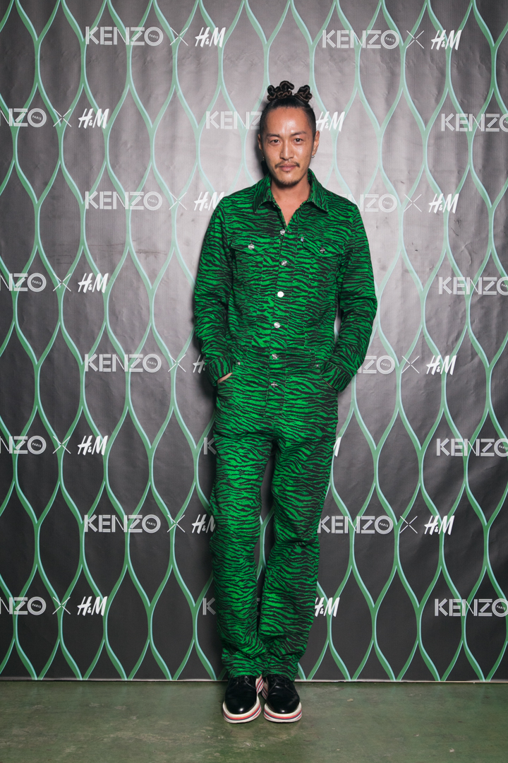 速くおよび自由な 即完売 KENZO × HM Green Jumpsuit つなぎ