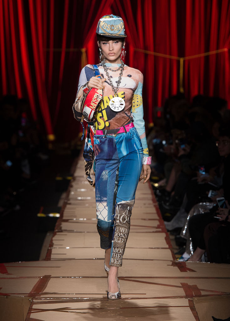 モスキーノ」2017-18年秋冬ミラノ・コレクション - WWDJAPAN ‐ 最新