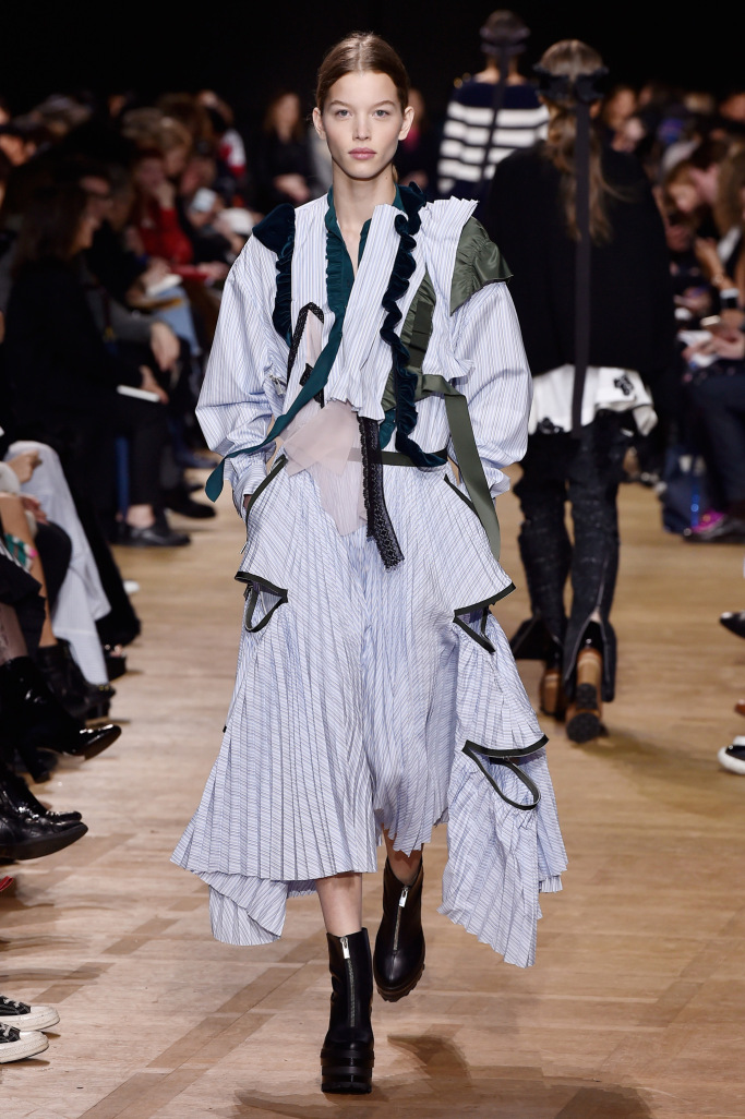 L格安販売中 Sacai サカイ 17年春夏パリコレ タキシードワンピース ひざ丈ワンピース ワンピース L 52 911 Laeknavaktin Is