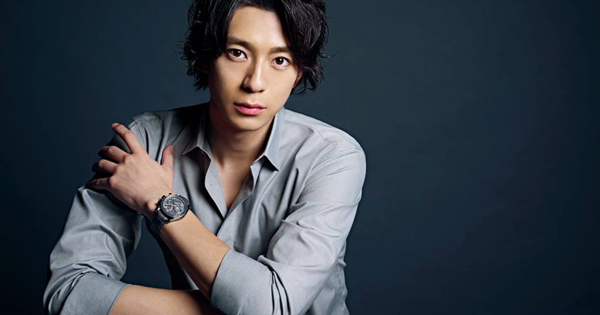 三浦翔平が「オメガ」の“スピードマスター”キャンペーンに登場 - WWDJAPAN