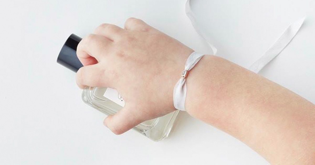 定番商品♪【Bonpoint】ダイヤモンド入りチェリーブレスレット 定番商品♪【Bonpoint】ダイヤモンド入りチェリーブレスレット