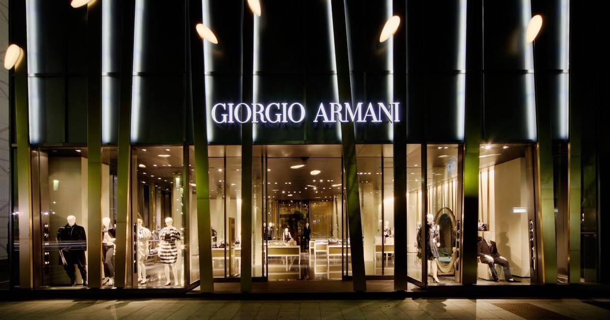 171116_armani_og.jpg