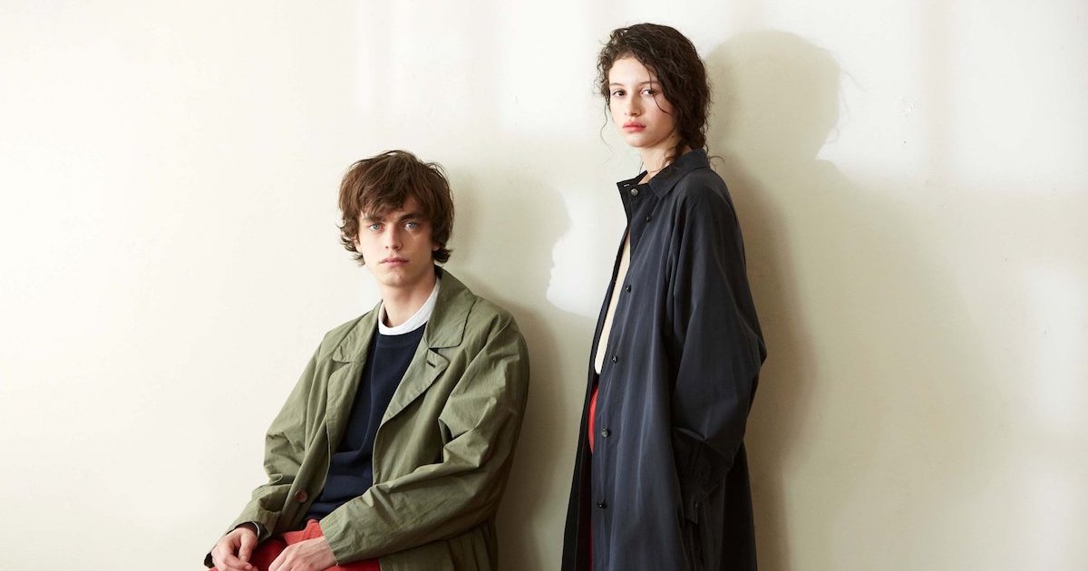 三陽商会の“100年コート”と“ブルーフラッグ”がギンザ シックスで期間