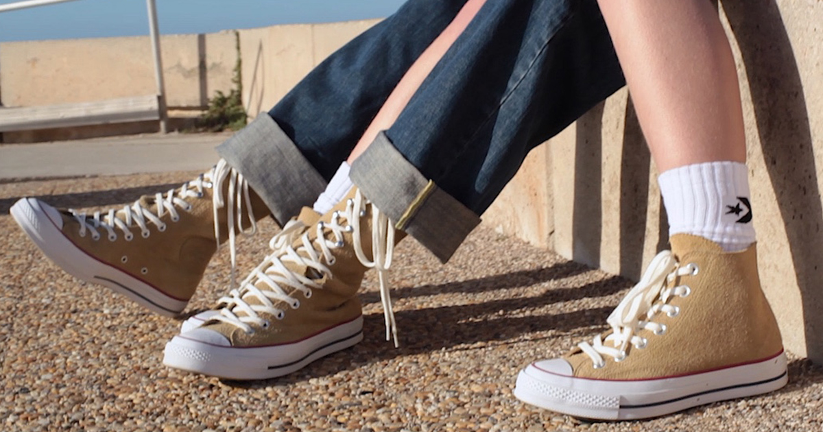 JW ANDERSON■JWアンダーソン スニーカー ２色 JW アンダーソン初のスニーカーが登場 キャンバスにレザーを重ね