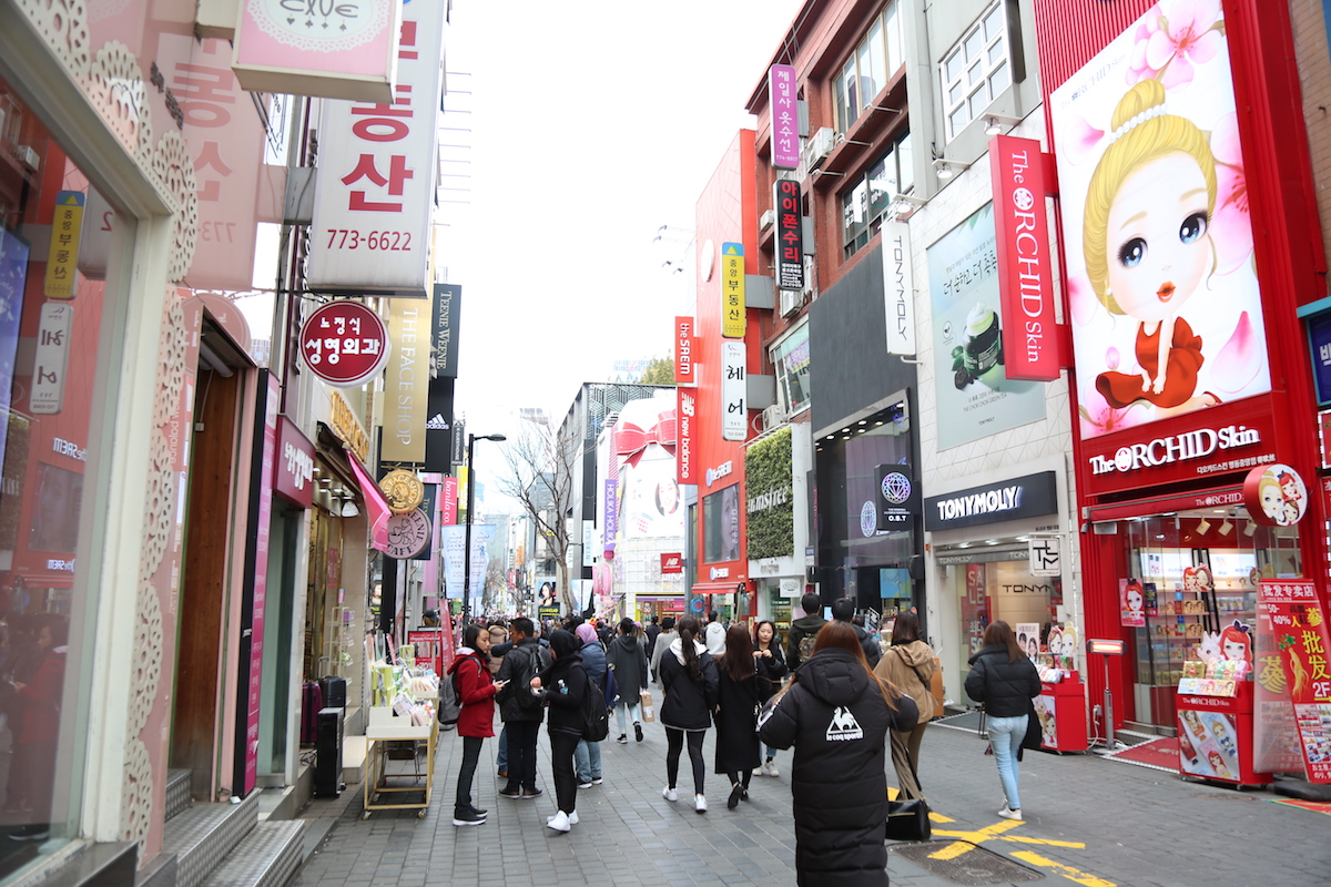 まるで美術館 韓国で 商品のない店舗 が急増する理由 Wwdjapan Com