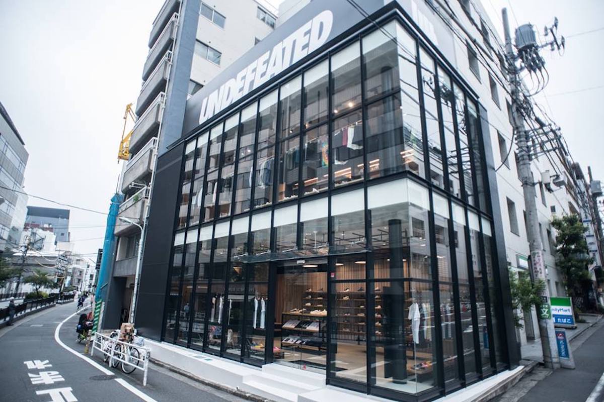 アンディフィーテッド 渋谷店がオープン 過去のレアスニーカーも販売 Wwdjapan