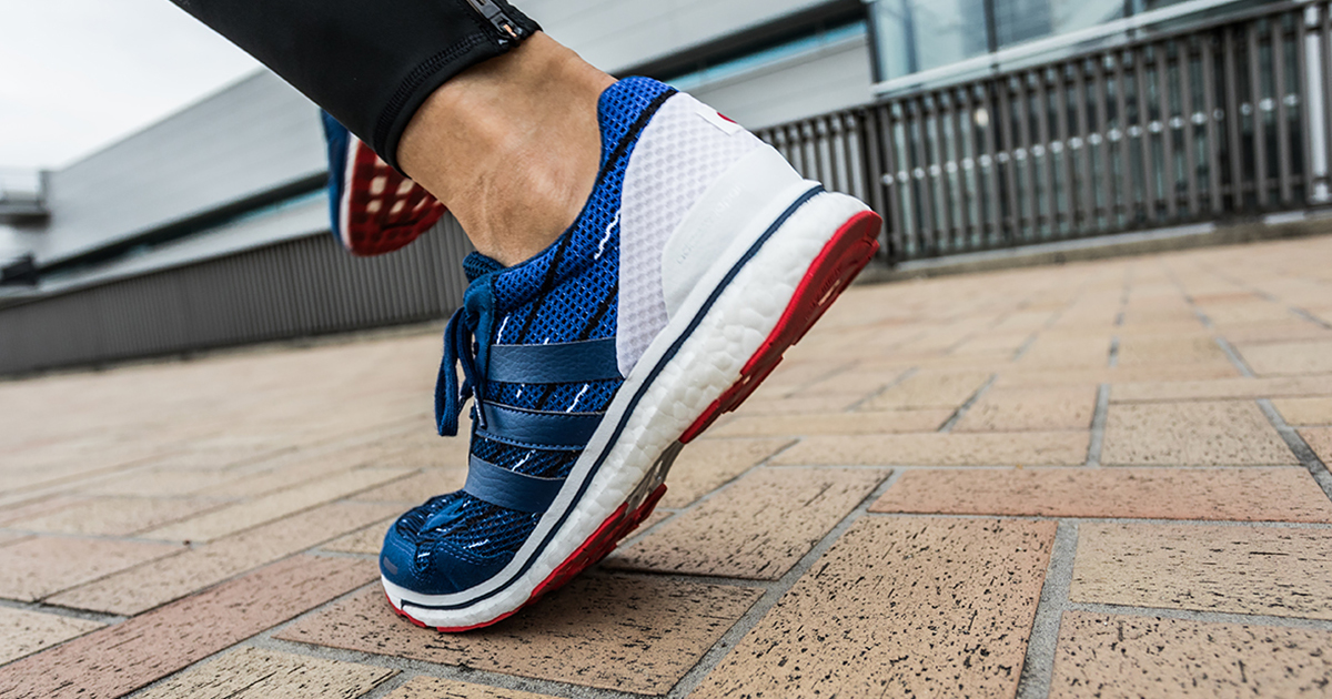 サッカー日本代表のユニホームと連動したランニングシューズ発売 Wwdjapan