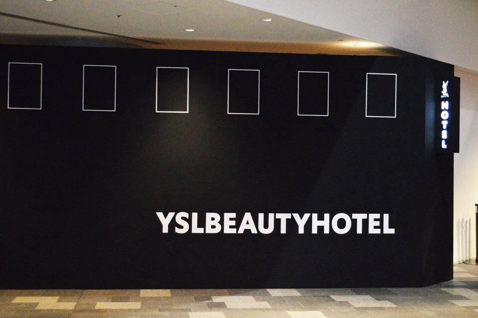 Yoshikiが Ysl ホテルに登場 トム ペシューのメイクアップに染まる Wwdjapan