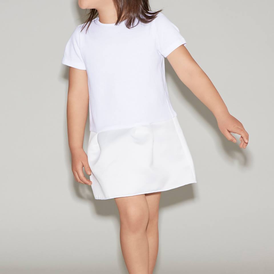 「ヨーコ チャン」からベビー＆キッズライン ママとおそろいの真っ白なドレス - WWDJAPAN