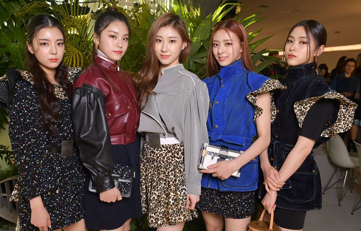 人気アイドルグループのスタイリストが語る K Popのファッション イメージ戦略 Wwdjapan