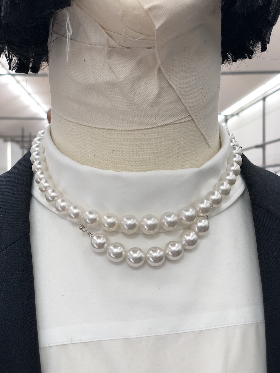 「コム デ ギャルソン・オム プリュス」が真珠の「ミキモト」とコラボ 数百万円のネックレス - WWDJAPAN