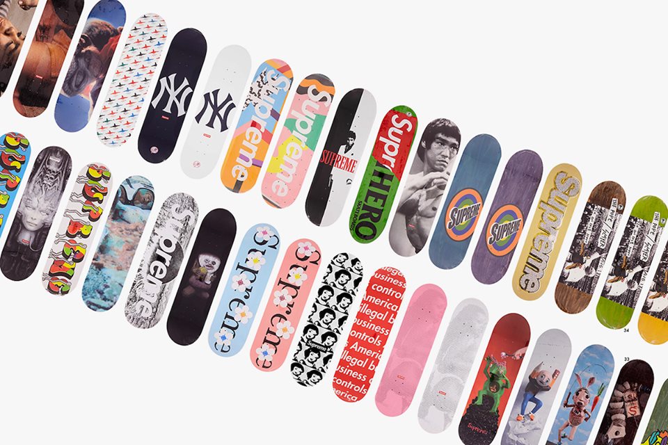 シュプリーム のスケートボード コレクションが1370万円で落札 中国人コレクターが電話で入札 Wwd Japan Com
