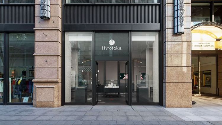 ジュエリーブランド「ヒロタカ」の2店舗目となる直営店が丸の内ブリックスクエアにオープン WWDJAPAN