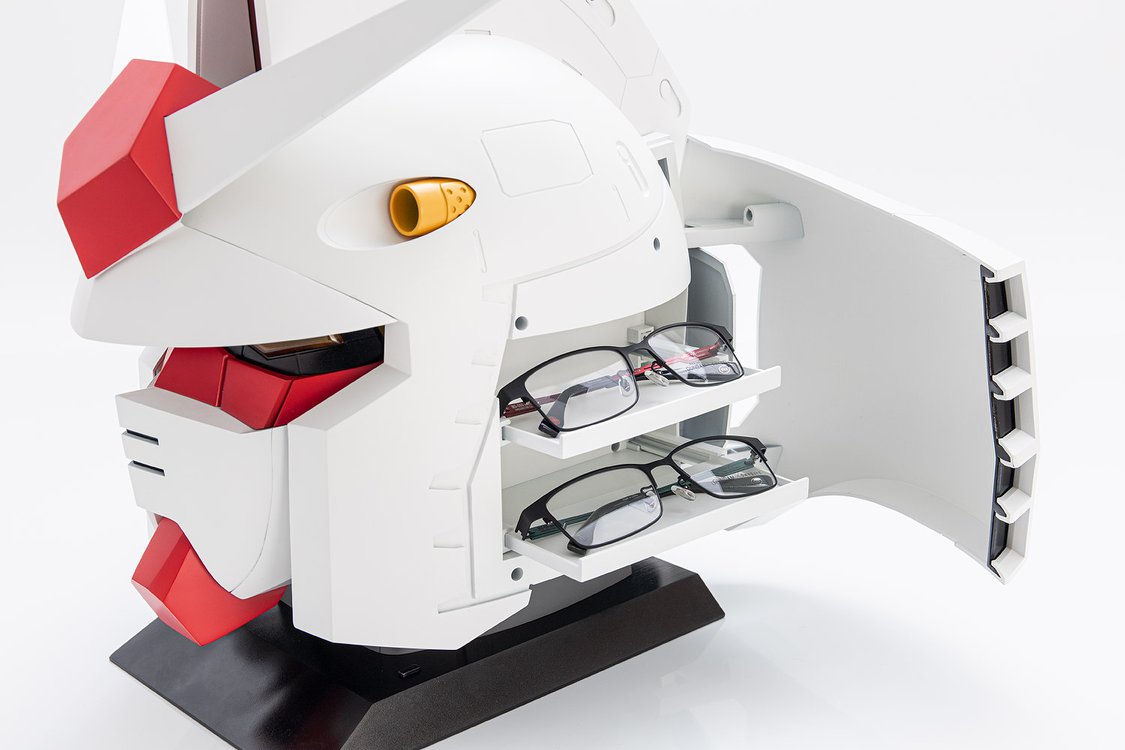 眼鏡「オンデーズ」が「機動戦士ガンダム」とのコラボモデルを世界で