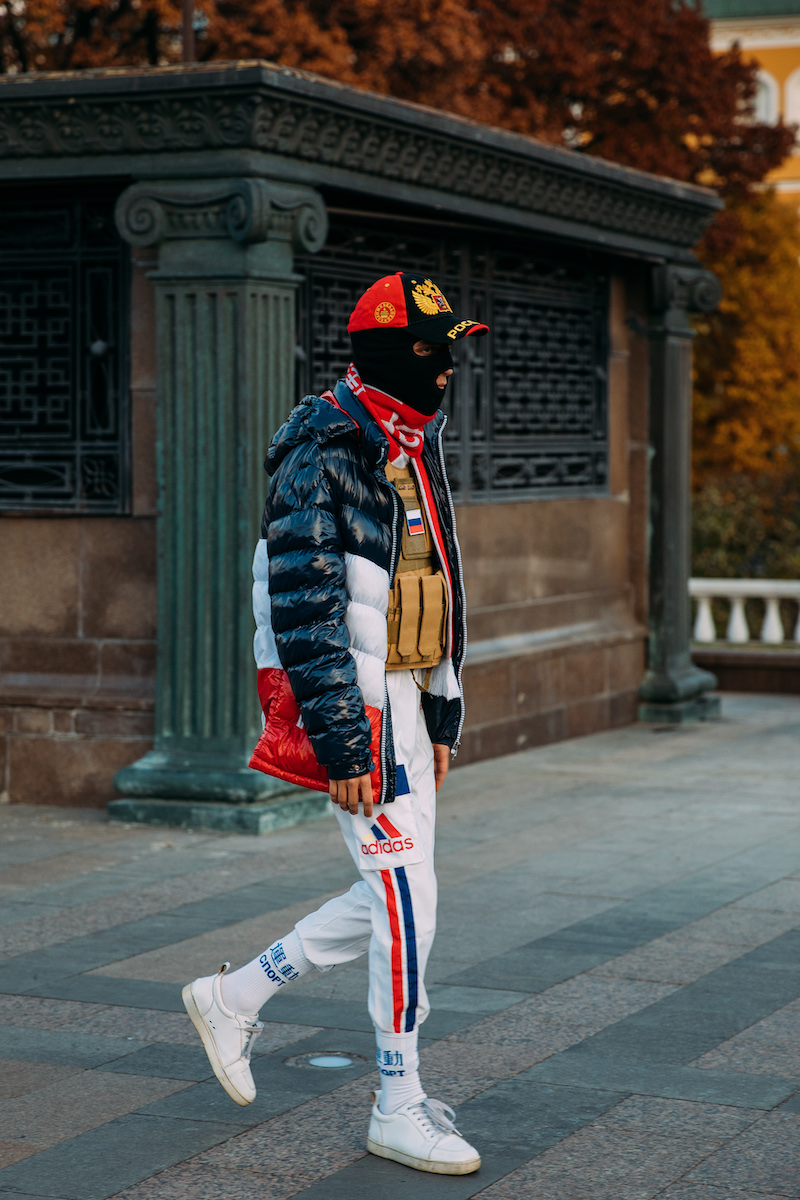 ロシアの若者は 親のお下がり系 ストリート ちょいダサがかっこいいファッション ウイーク来場者たち Wwdjapan