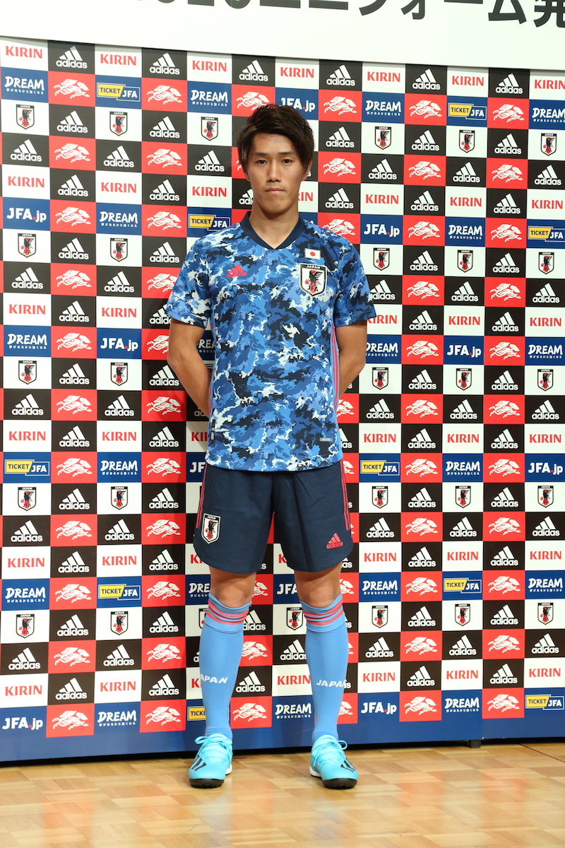 サッカー日本代表の新ホームユニホームは目を引く“スカイコラージュ”柄に 東京五輪でも着用 - WWDJAPAN
