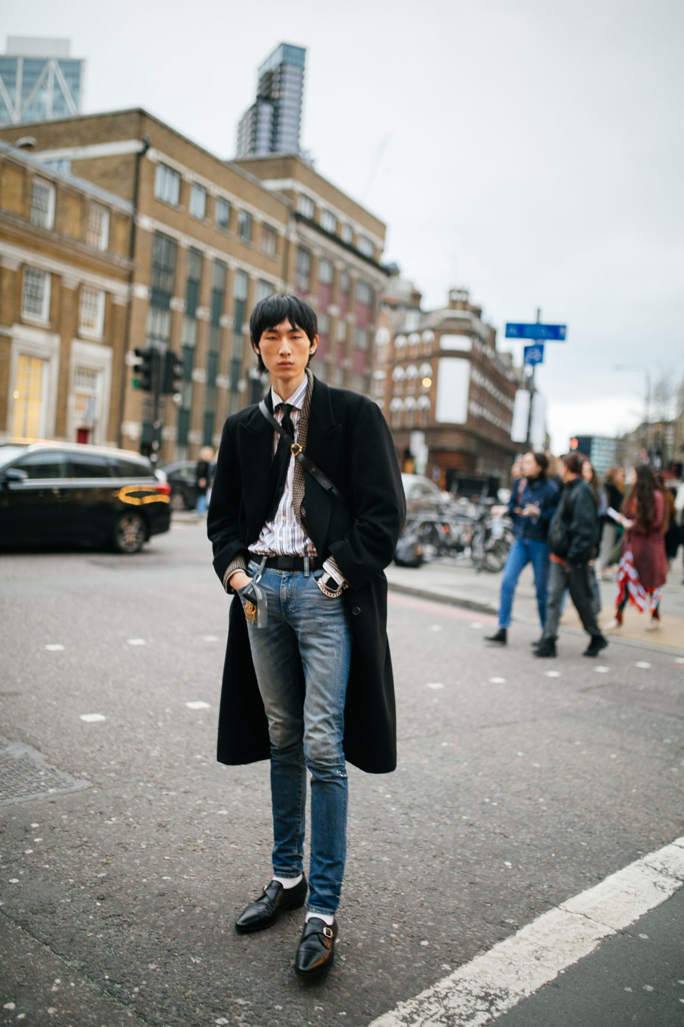 スナップ レイヤードスタイルが光る 21年秋冬ロンドン メンズ ファッション ウイークの来場者たち Wwdjapan Com