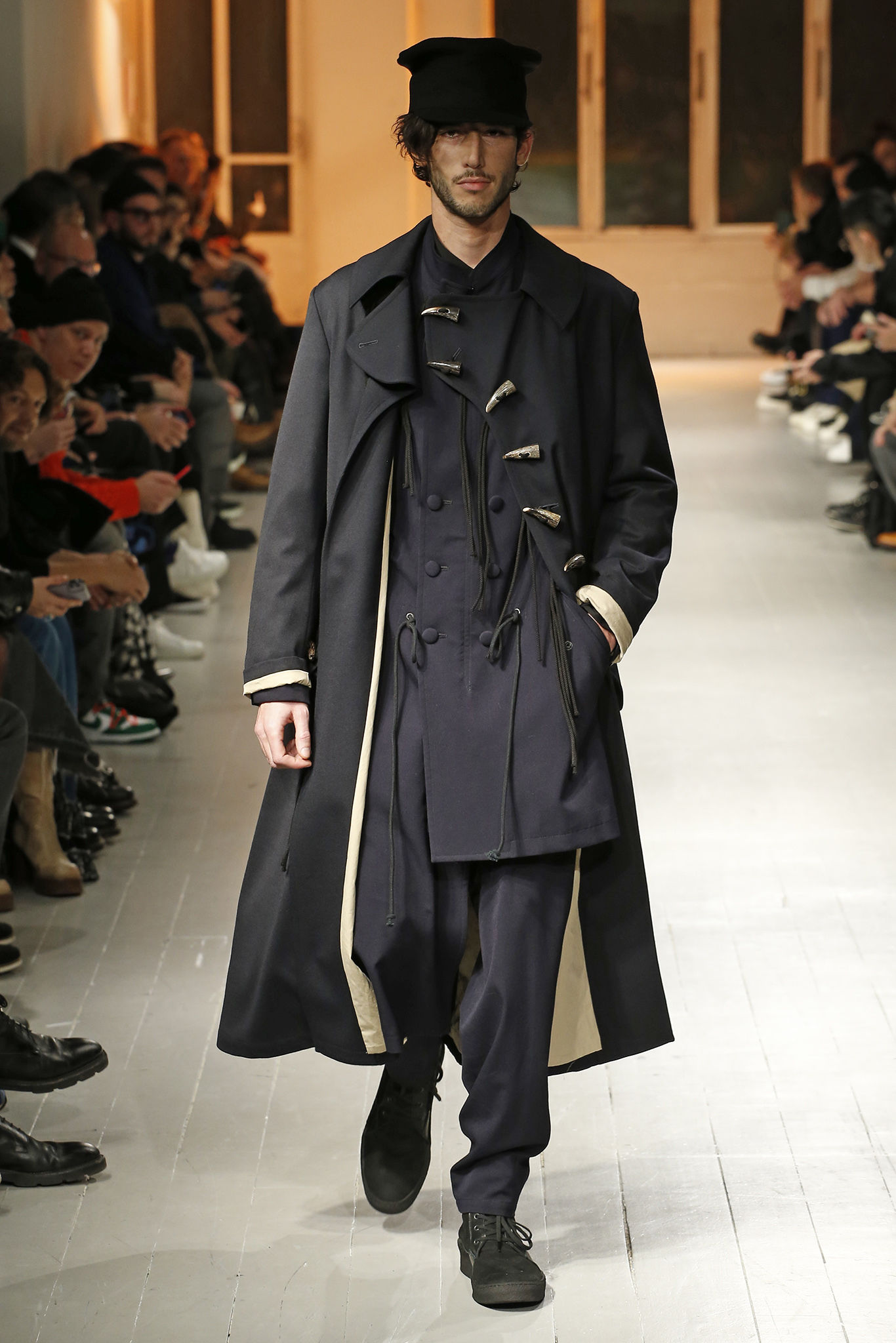 Yohji Yamamoto コート パリコレ着用