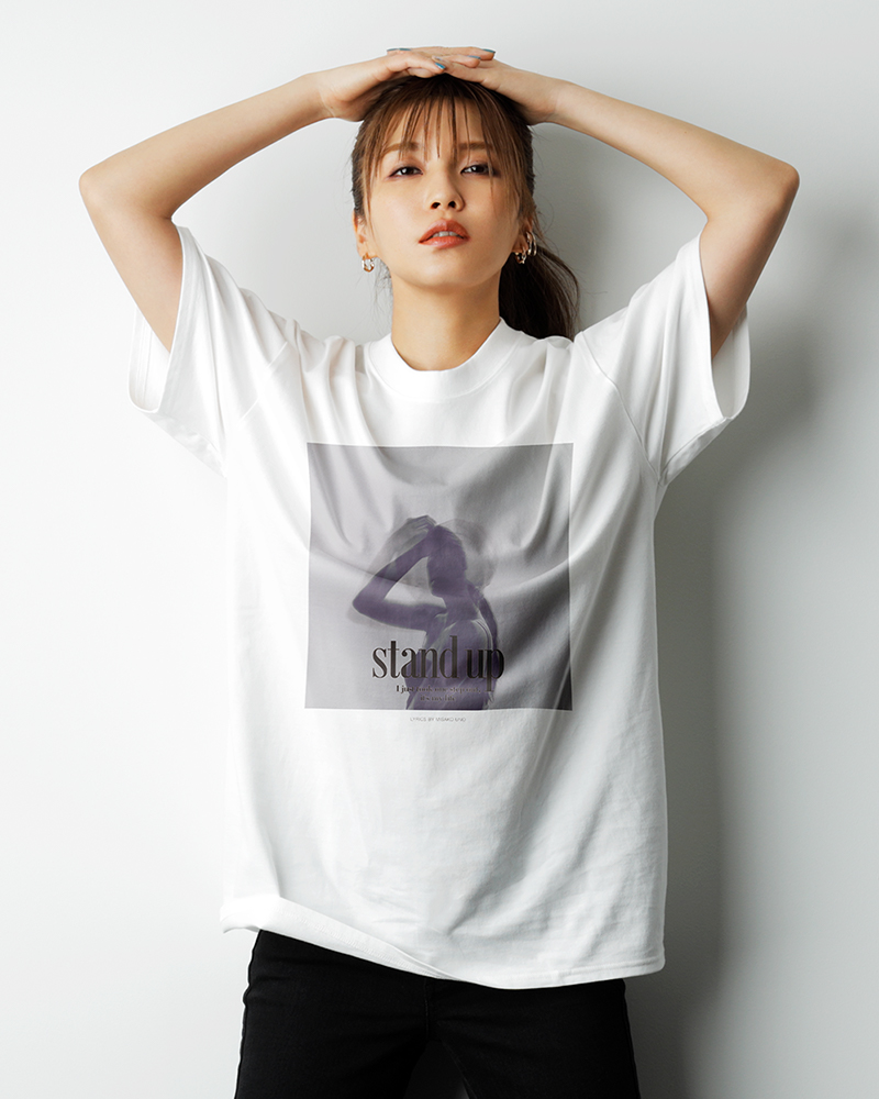 a宇野実彩子が手掛ける ラバンダ が 自由にカスタマイズできるtシャツ を発売 売上の一部は学生支援に Wwdjapan Com