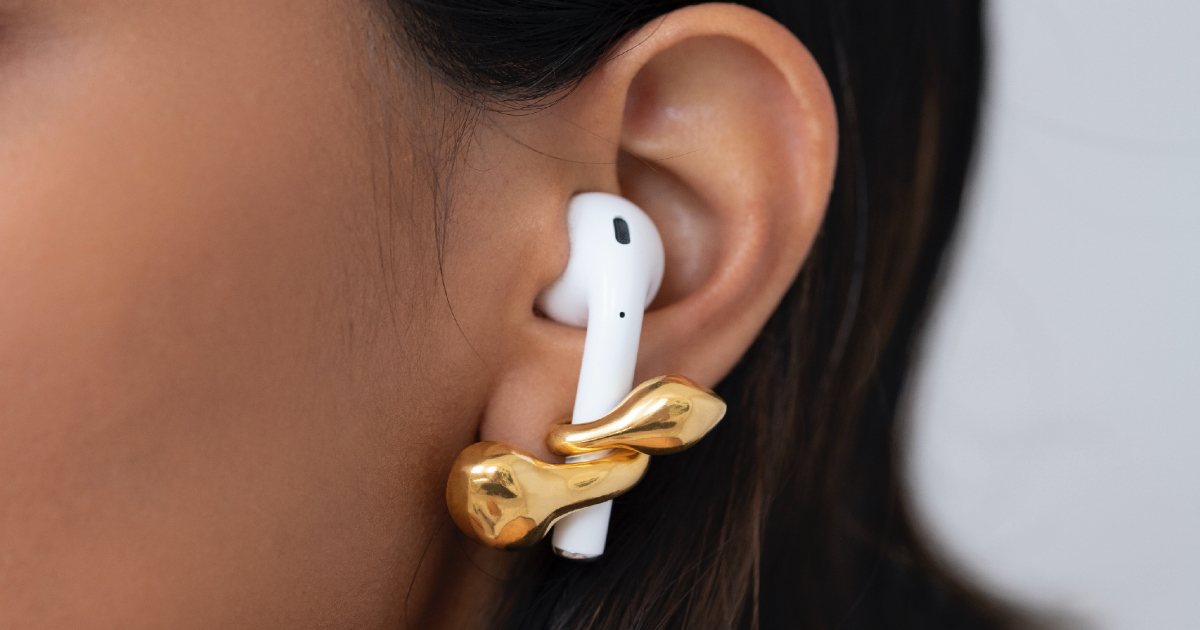 Airpods”専用ピアスが登場 イヤホン使用をオシャレで快適に - WWDJAPAN