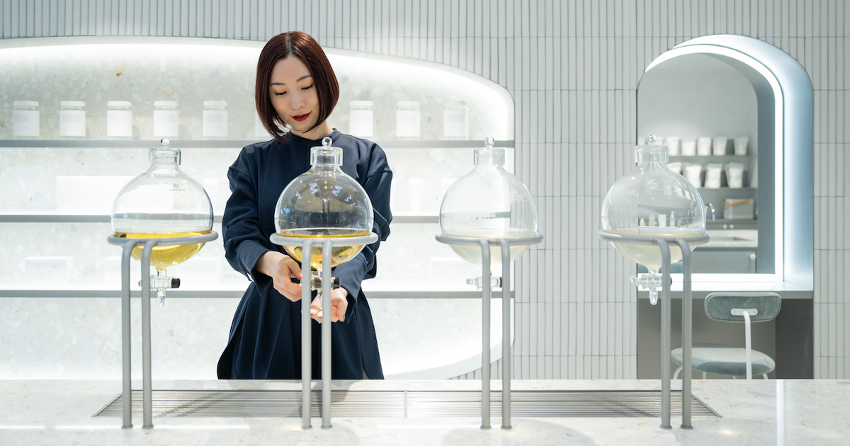 コンプレックスから化粧品開発、インスタ活用にも独自性 「ミース