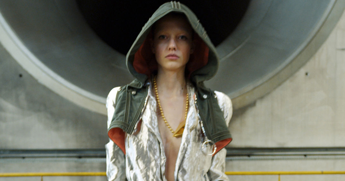 ルック】「バルマン」2021-22年秋冬パリ・コレクション - WWDJAPAN