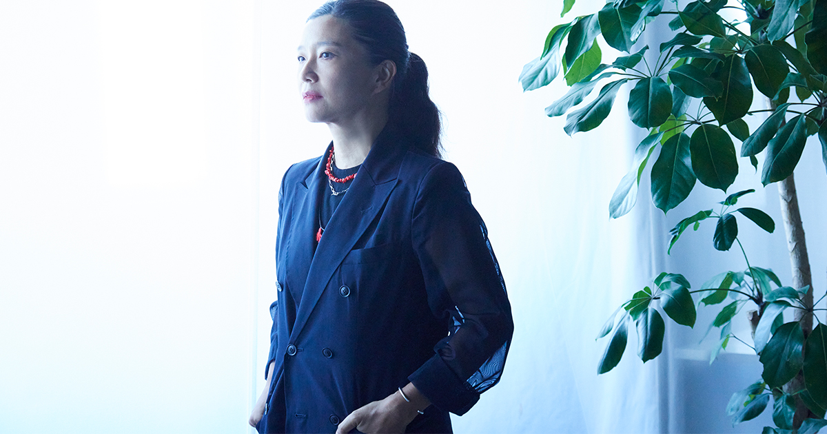 H&M」に古田泰子が提案したこと 「『トーガ』をそのまま持ち込んだ 