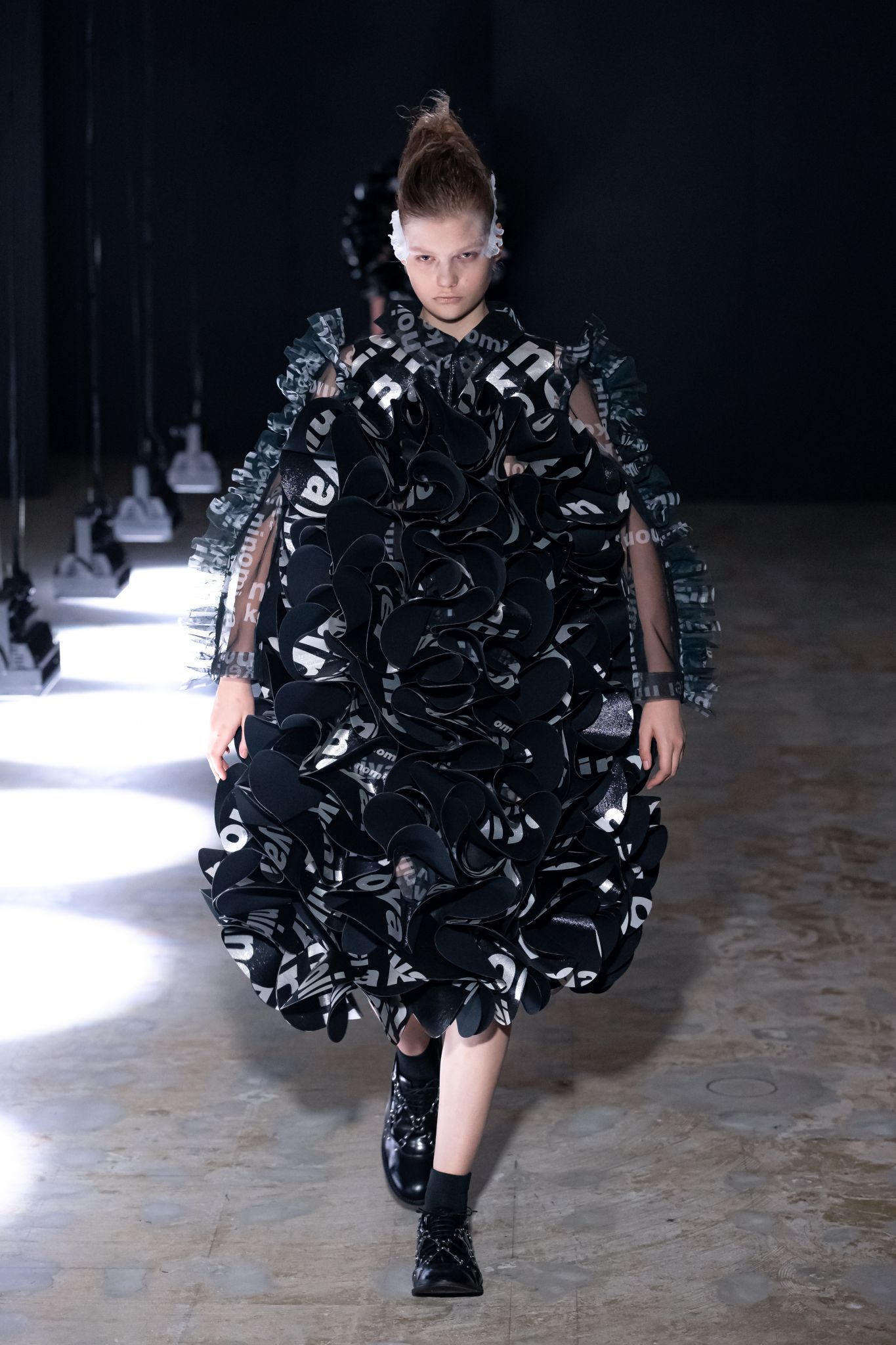 2022新作 Pre Autumn noir kei ninomiya2022ss 襟 ハーネス