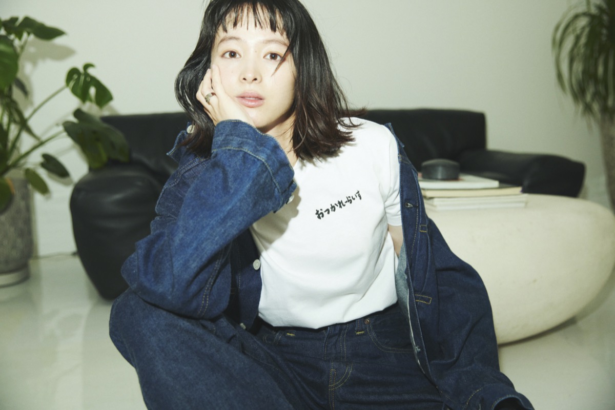 ビームスが女優の清野菜名とコラボ おつかれーらいす Tシャツなど3型 Wwdjapan