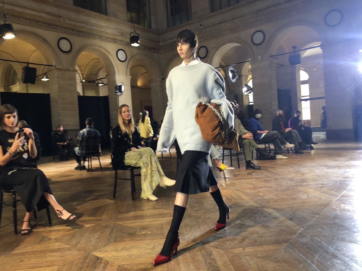 お客 日本から唯一参戦のビームスディレクターのパリコレダイアリー