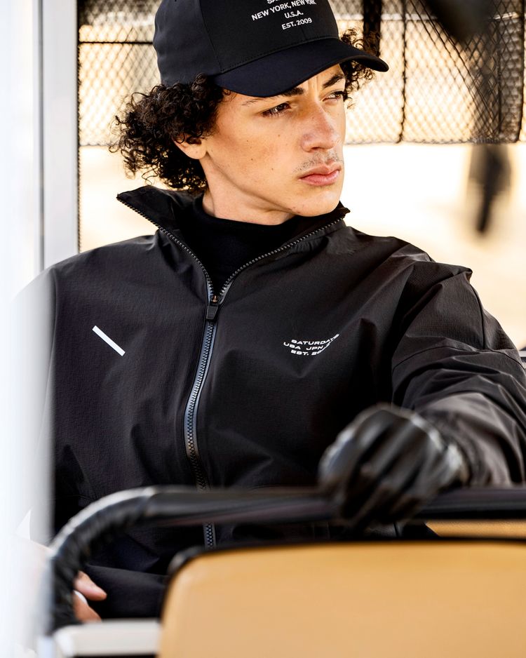 「サタデーズ ニューヨークシティ」が新ゴルフライン 全商品に機能素材を用いる WWDJAPAN