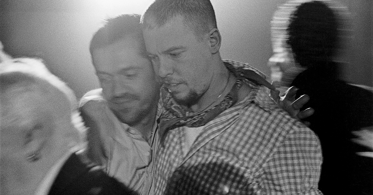 故アレキサンダー・マックイーンの24歳当時の履歴書を保有者が売却へ