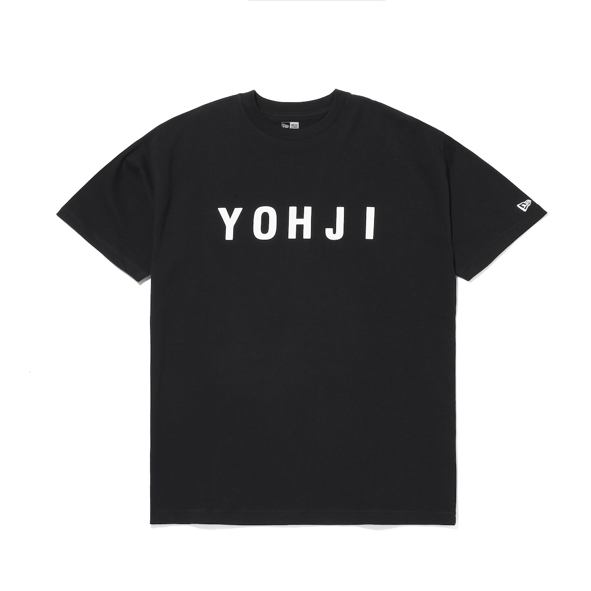 「ヨウジヤマモト」×「ニューエラ」コラボシリーズからヘッドウエアとTシャツ ブロック体のシンプルなロゴをデザイン - WWDJAPAN