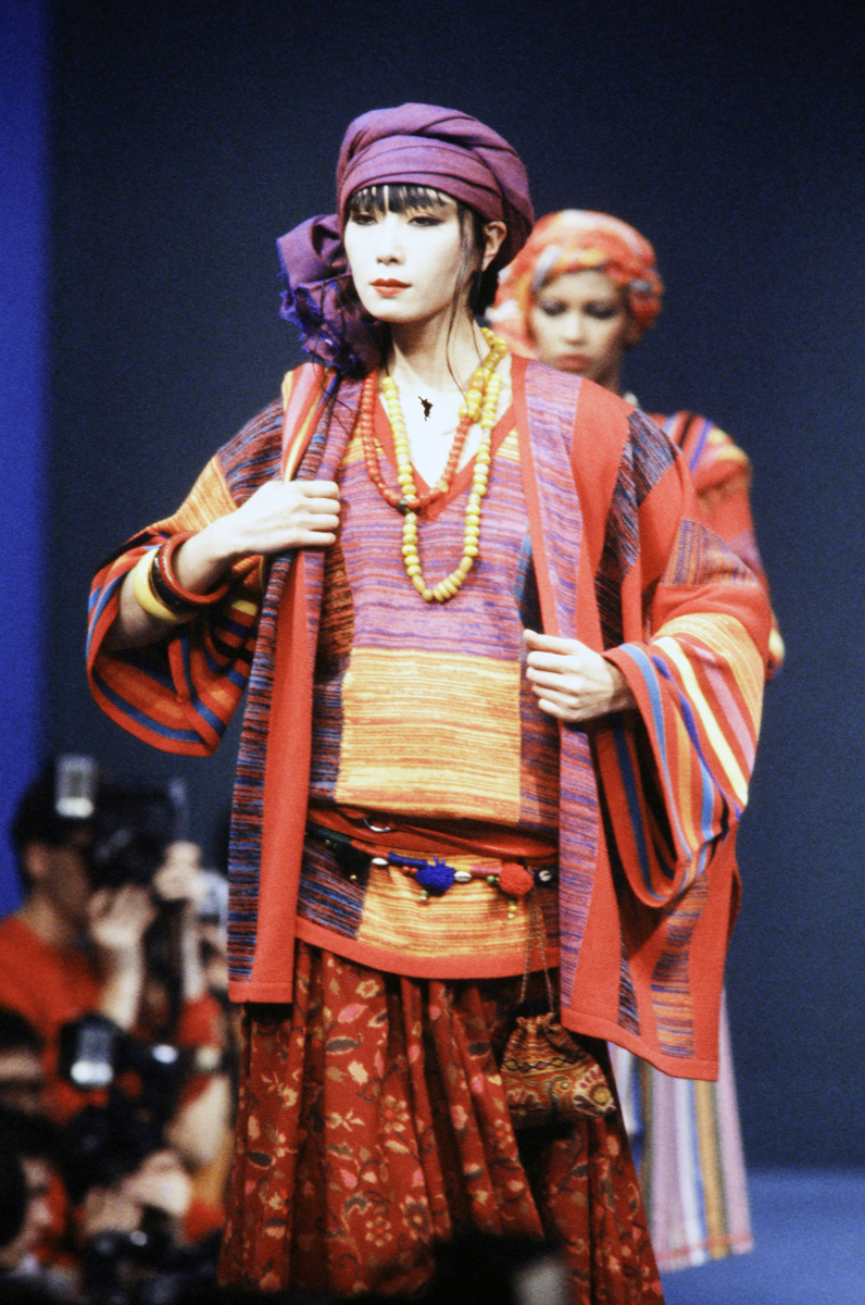 ファッションの“女性活躍史”を井上雅人准教授と振り返る 「産業を