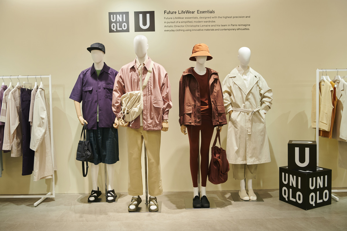 年末のプロモーション大特価！ UNIQLO ユニクロ 2023 Spring Summer 雑誌