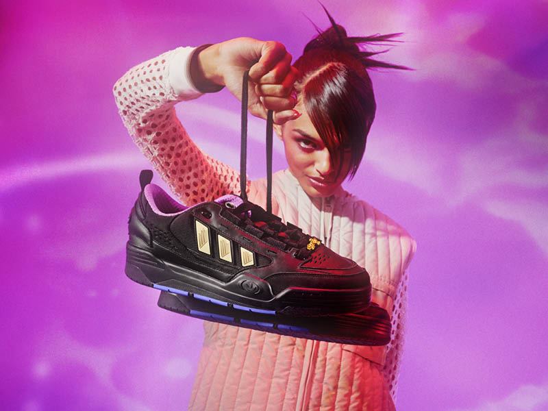 遊戯王 adidas スニーカー ブラックマジシャン ADI2000 コラボ-