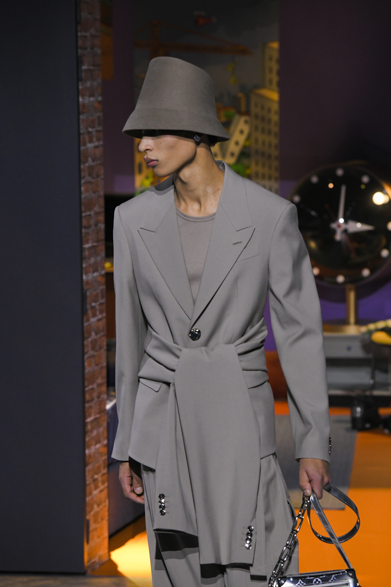 Louis Vuitton Men's Spring 2023 [PHOTOS] – WWD
